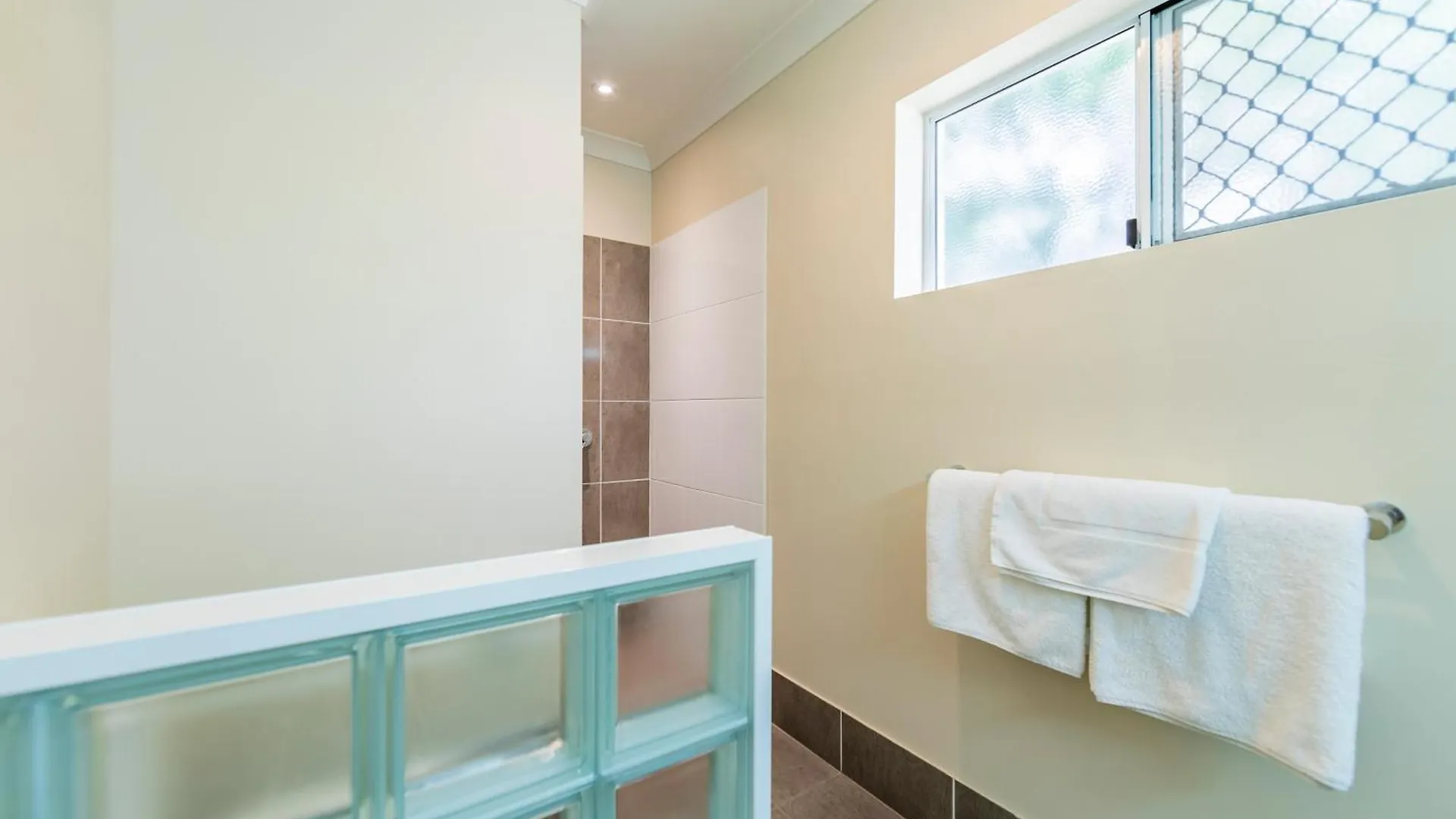 Roma Explorers Inn 4*,  Australia