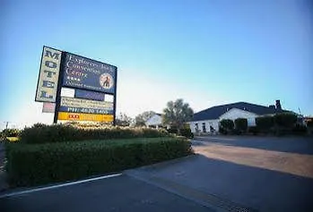 Roma Explorers Inn Motel