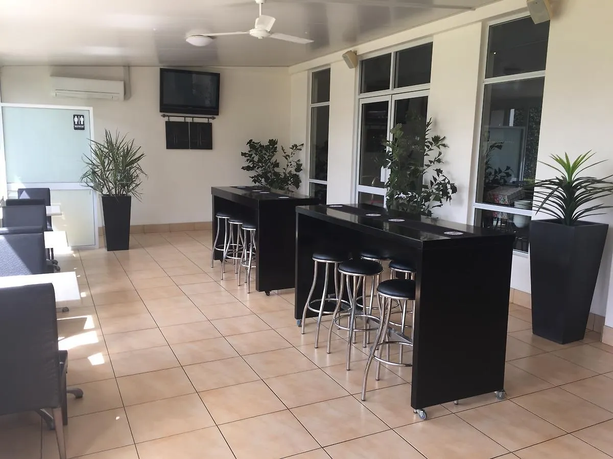 Roma Explorers Inn 4*,